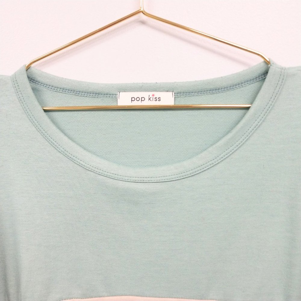 Pop Kiss Color Block Long Sleeve Sweater - Size M - Picture 3 of 11